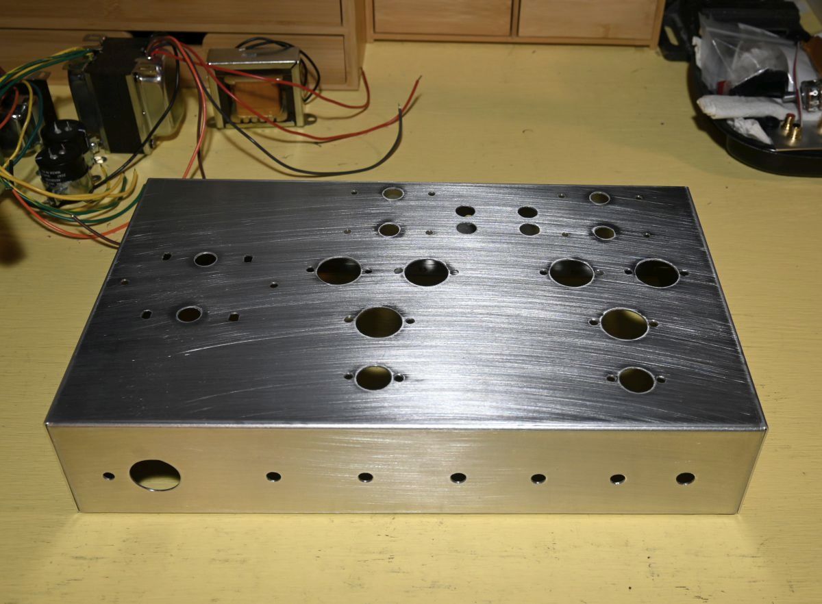 Four-watt per channel amplifier using 6SN7s as output tubes