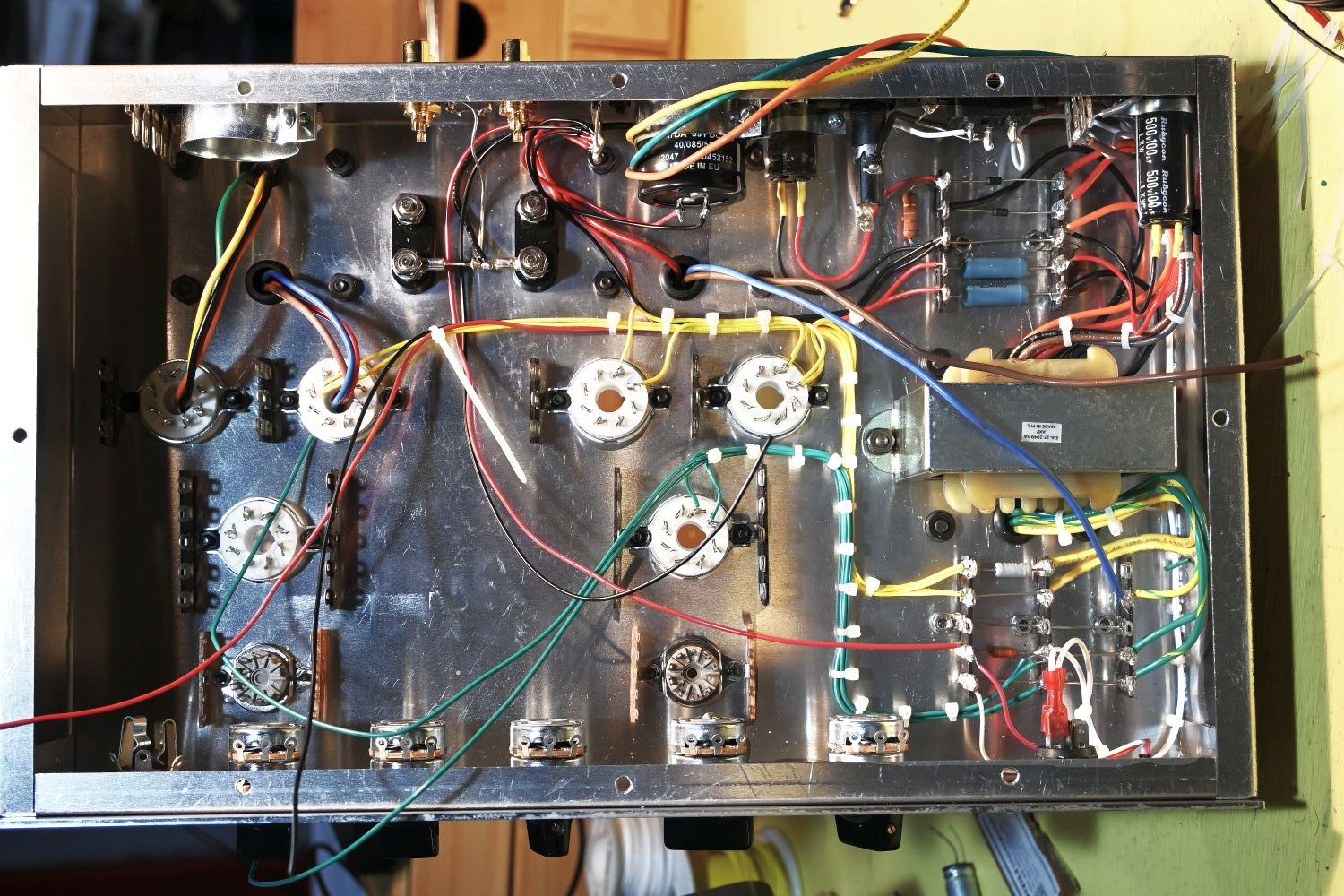 Four-watt per channel amplifier using 6SN7s as output tubes